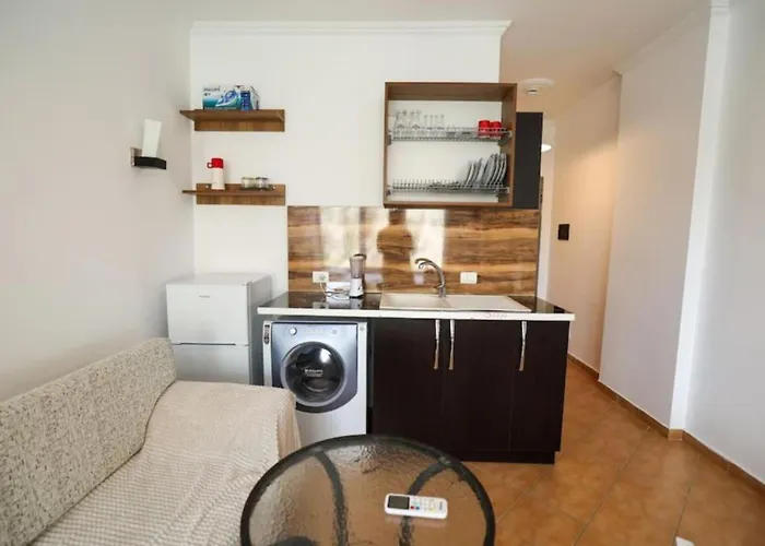 Tirent Apartment-beachfront At Shkembi I Kavajes Apartament *