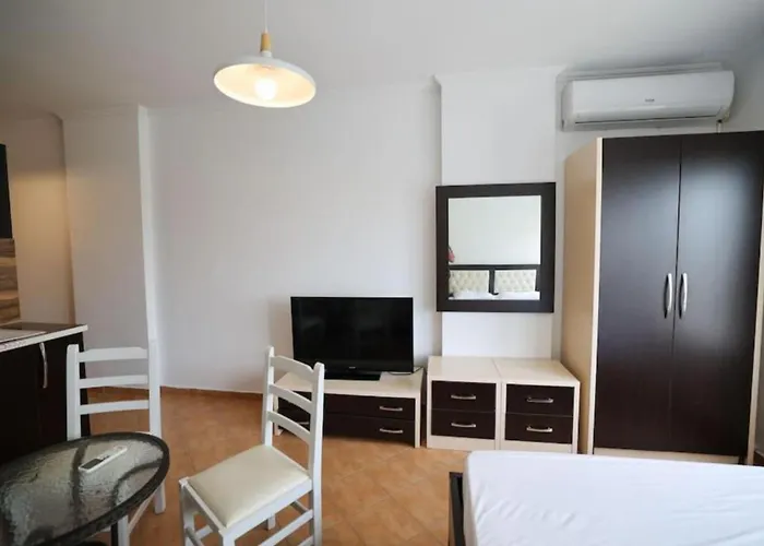 Tirent Apartment-beachfront At Shkembi I Kavajes * Durrës